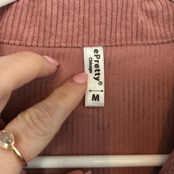 ePretty Chicago brand pink/rose cheetah design thin shacket jacket. Size Med - Picture 4 of 12